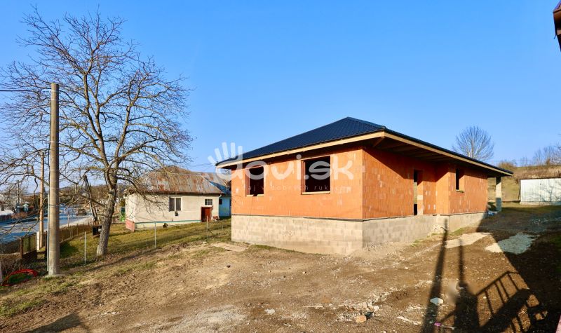 Novostavba rodinného domu v obci Rakovec nad Ondavou