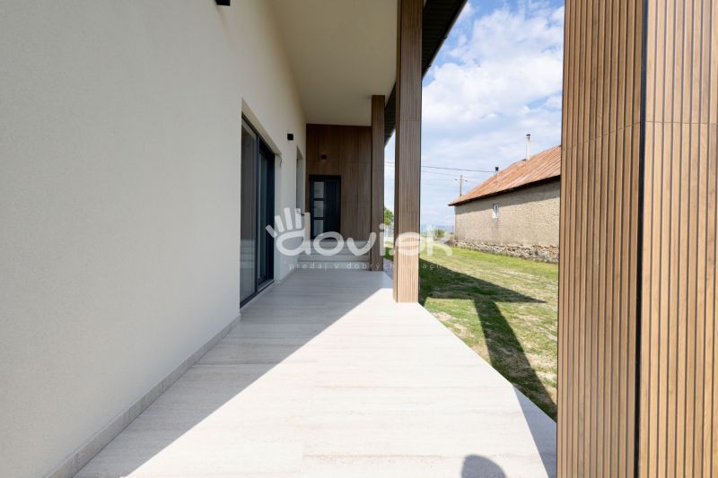 MODERNÝ 4-IZBOVÝ BUNGALOV | ZEMPLÍNSKA ŠIROKÁ