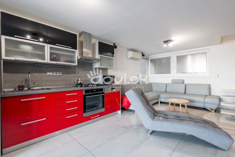 3-podlažný apartmán priamo pri Zemplínskej šírave – Lúč