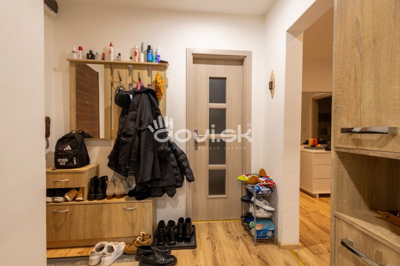 4-izbový byt s balkónom po rekonštrukcii – ul. Moldavská