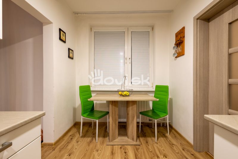 4-izbový byt s balkónom po rekonštrukcii – ul. Moldavská