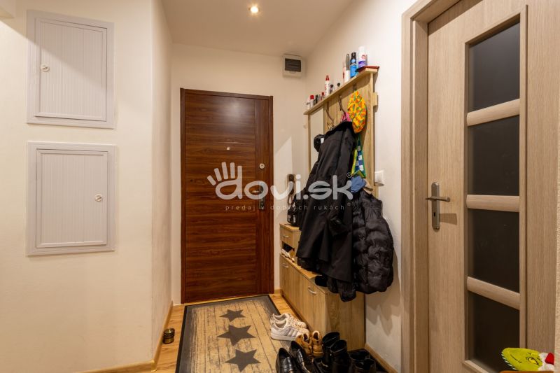 4-izbový byt s balkónom po rekonštrukcii – ul. Moldavská